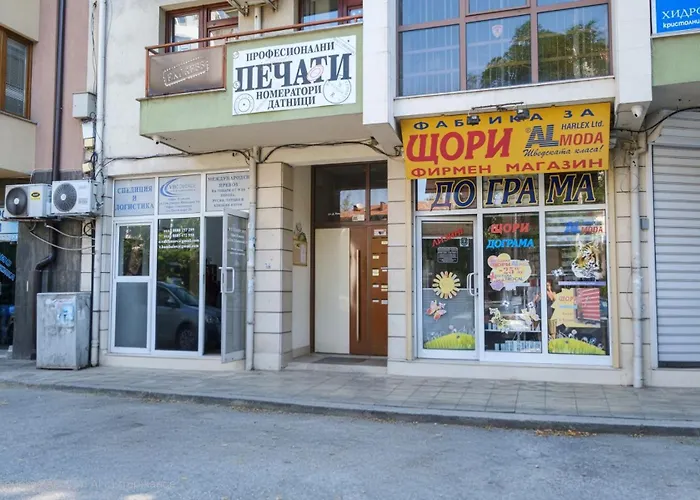 2-bedroom In The Center 公寓 *