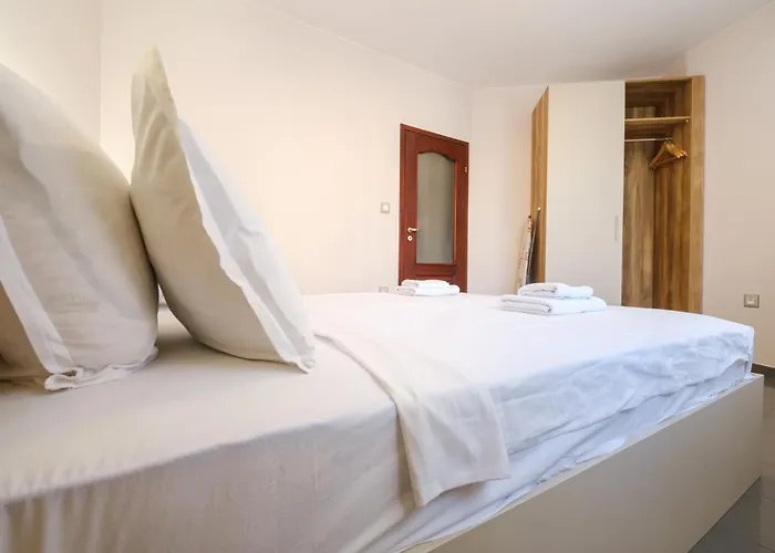 公寓 2-bedroom In The Center *