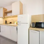 Apartment 2-bedroom In The Center *