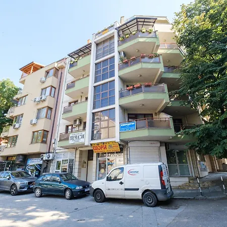 2-bedroom In The Center Appartement