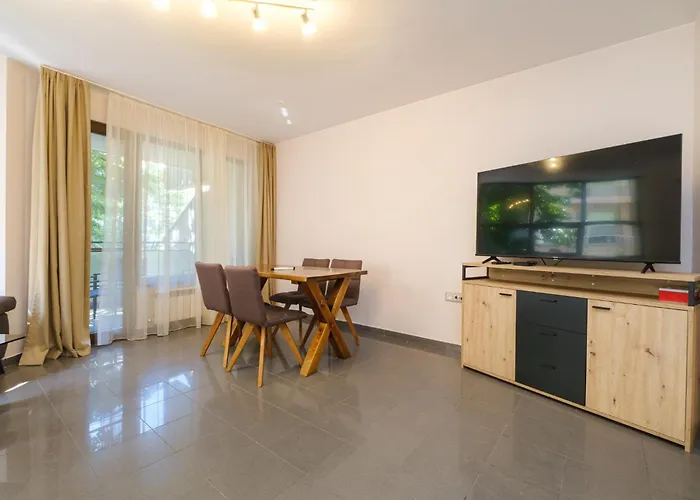 2-bedroom In The Center * Plovdiv