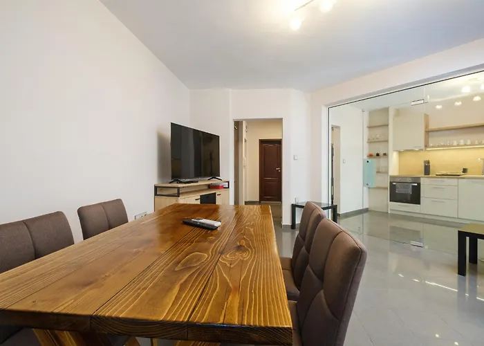 Apartment 2-bedroom In The Center